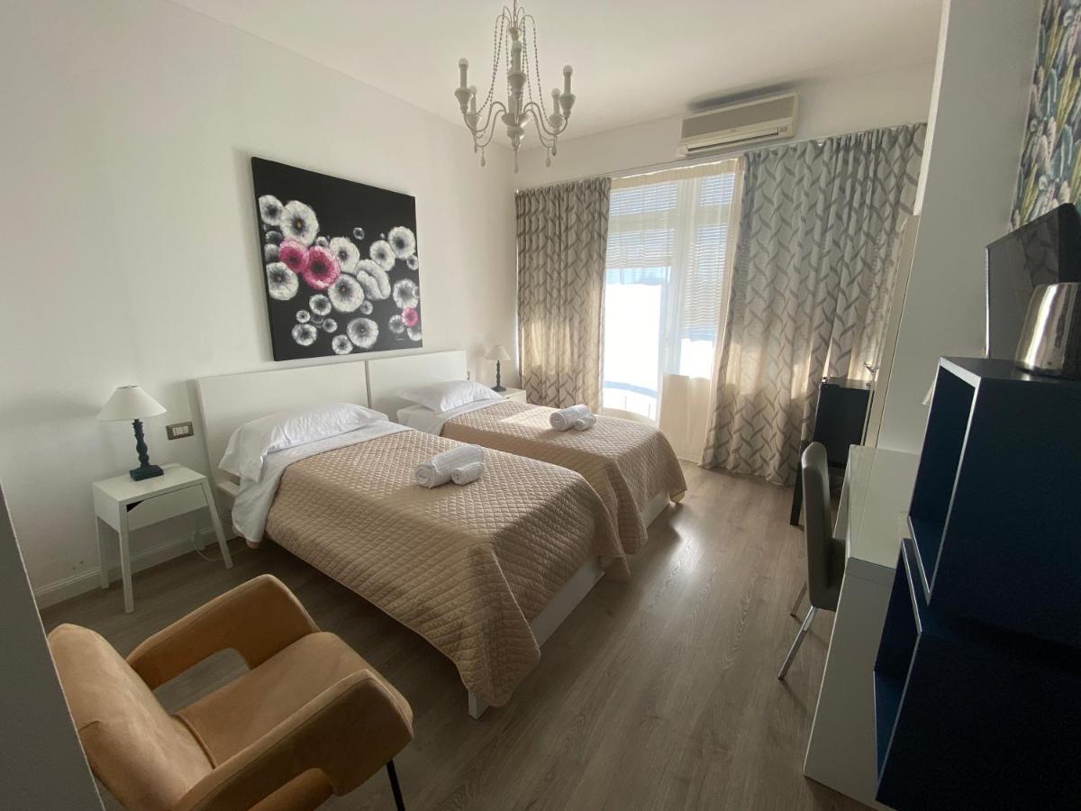 Corso Italia Rooms Milan Bagian luar foto