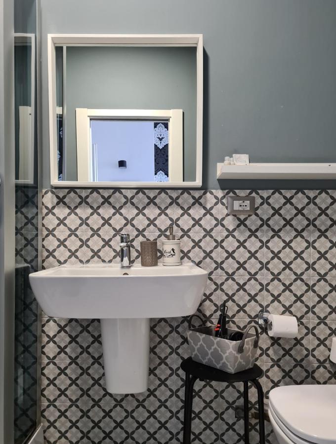 Corso Italia Rooms Milan Bagian luar foto