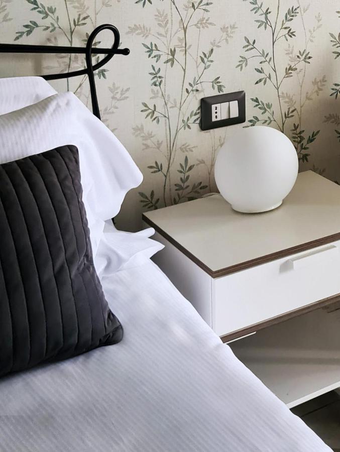 Corso Italia Rooms Milan Bagian luar foto